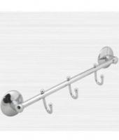 Крючки - 3 на трубке хром 2583-3