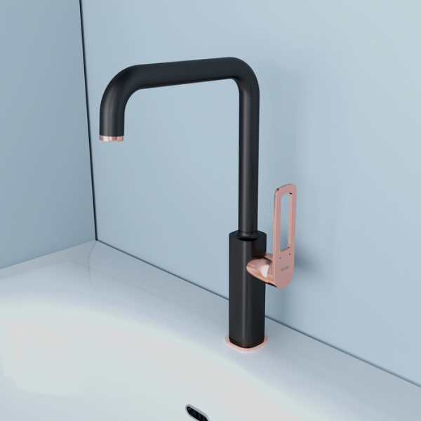 Смеситель кухни черный Iddis SLIBG00I05