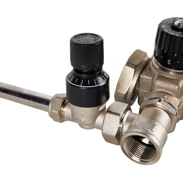 Насосно-смесительный узел Stout c термоклапаном и байпасом